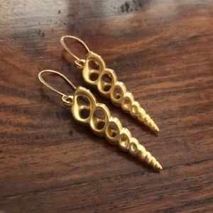 Pikki Turritella Seashell earrings